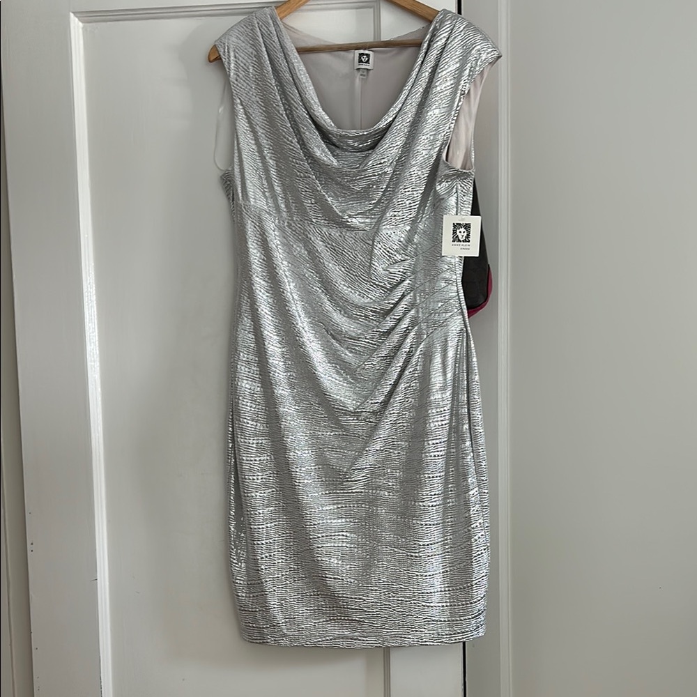 Anne Klein Gray Ruched Sheath Midi Dress